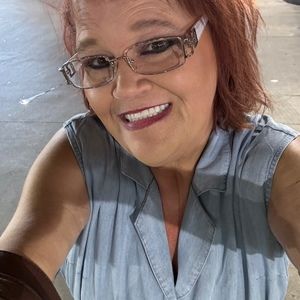 Meet your Posher, Tonya